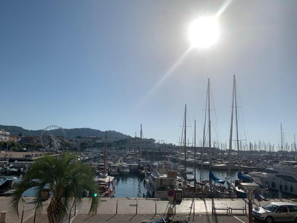 Cannes Old Port, Seafront & Seaview, Yacht Show Port Exterior foto