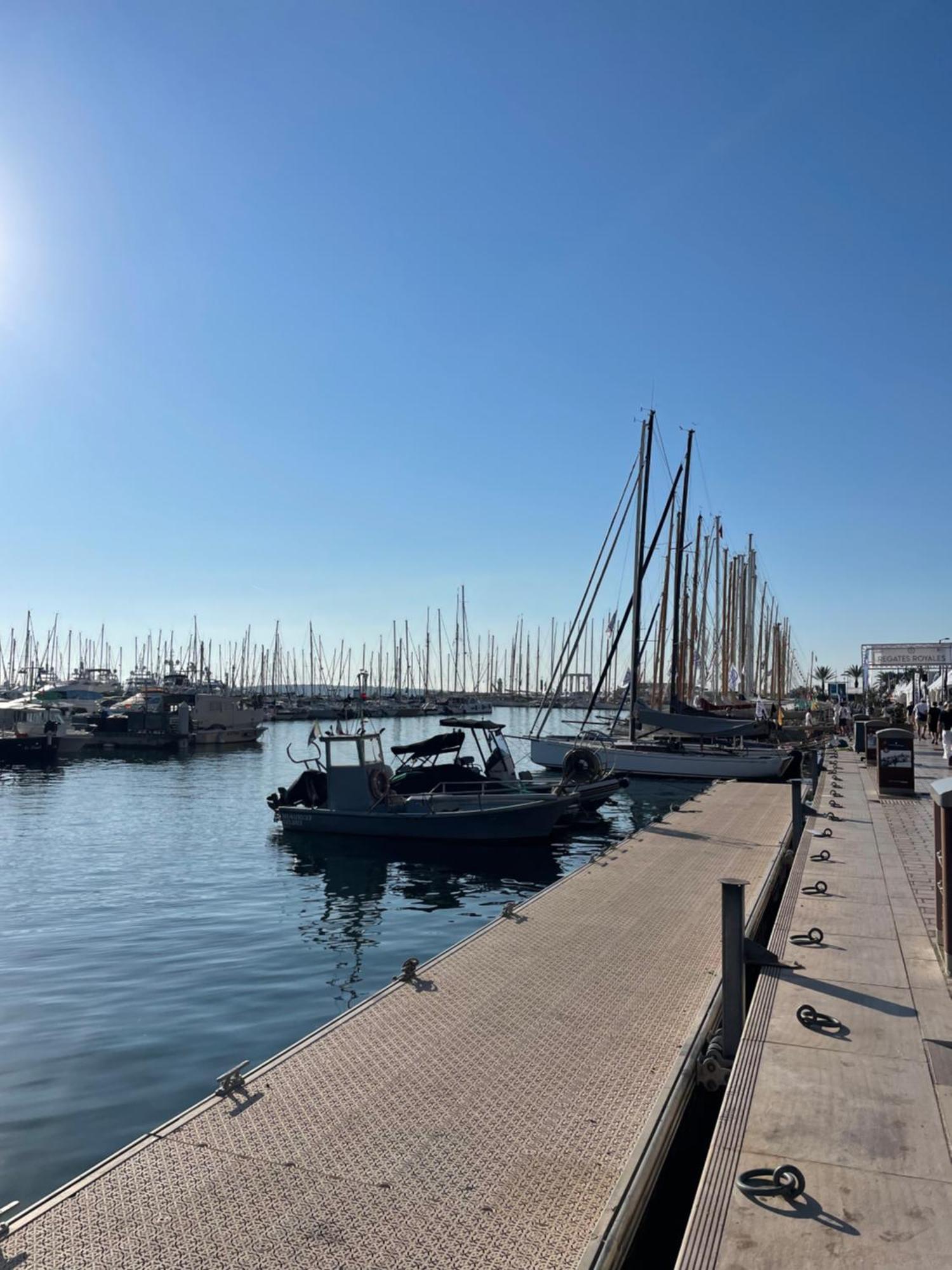 Cannes Old Port, Seafront & Seaview, Yacht Show Port Exterior foto